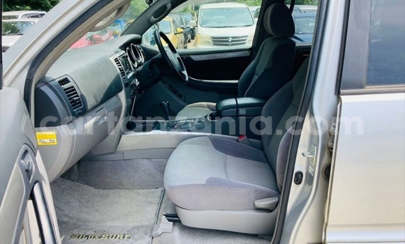 Buy Import Toyota Hilux Surf Silver Car in Dar es Salaam in Dar es Salaam Buy Import Toyota Hilux Surf Silver Car in Dar es Salaam in Dar es Salaam