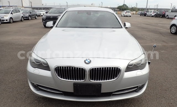 Nunua Imported BMW 8-Series Fedha Gari ndani ya Dar es Salaam nchini Dar es Salaam