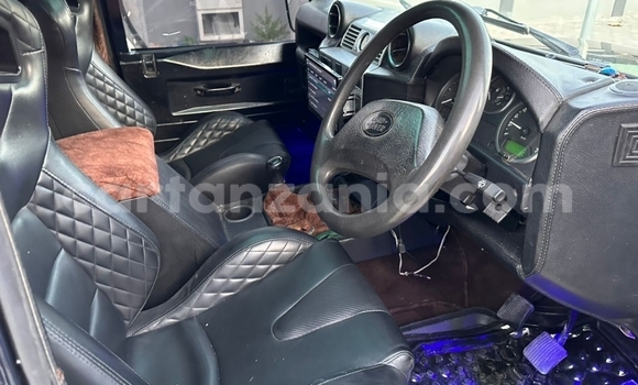 Buy New Land Rover Defender Black Car in Dar es Salaam in Dar es Salaam Buy New Land Rover Defender Black Car in Dar es Salaam in Dar es Salaam