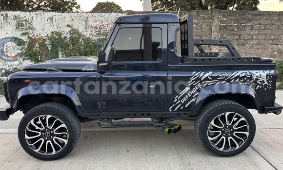 Buy New Land Rover Defender Black Car in Dar es Salaam in Dar es Salaam Buy New Land Rover Defender Black Car in Dar es Salaam in Dar es Salaam