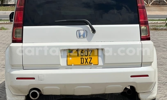 Buy Used Honda Crossroad White Car in Dar es Salaam in Dar es Salaam Buy Used Honda Crossroad White Car in Dar es Salaam in Dar es Salaam