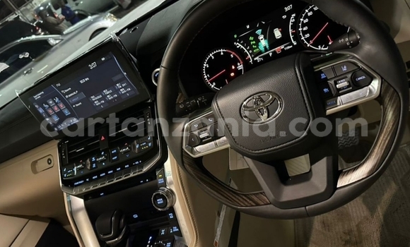Buy New Toyota Land Cruiser White Car in Dar es Salaam in Dar es Salaam Buy New Toyota Land Cruiser White Car in Dar es Salaam in Dar es Salaam