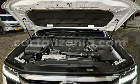 Buy New Toyota Land Cruiser White Car in Dar es Salaam in Dar es Salaam Buy New Toyota Land Cruiser White Car in Dar es Salaam in Dar es Salaam