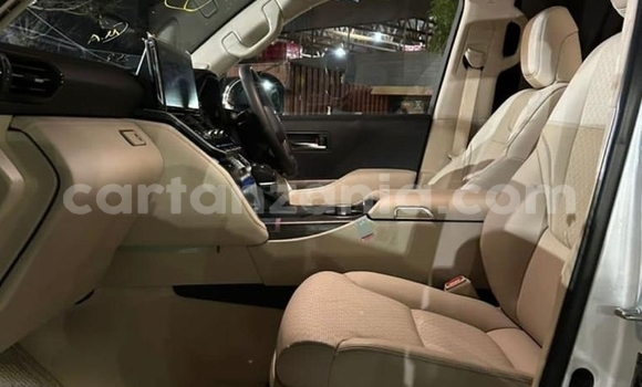 Buy New Toyota Land Cruiser White Car in Dar es Salaam in Dar es Salaam Buy New Toyota Land Cruiser White Car in Dar es Salaam in Dar es Salaam