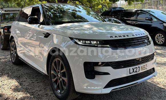 Nunua Imported Land Rover Range Rover Sport Nyeupe Gari ndani ya Dar es Salaam nchini Dar es Salaam