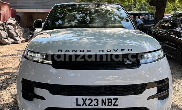 Nunua Imported Land Rover Range Rover Sport Nyeupe Gari ndani ya Dar es Salaam nchini Dar es Salaam Nunua Imported Land Rover Range Rover Sport Nyeupe Gari ndani ya Dar es Salaam nchini Dar es Salaam