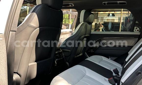 Nunua Imported Land Rover Range Rover Sport Nyeupe Gari ndani ya Dar es Salaam nchini Dar es Salaam Nunua Imported Land Rover Range Rover Sport Nyeupe Gari ndani ya Dar es Salaam nchini Dar es Salaam