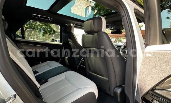 Nunua Imported Land Rover Range Rover Sport Nyeupe Gari ndani ya Dar es Salaam nchini Dar es Salaam Nunua Imported Land Rover Range Rover Sport Nyeupe Gari ndani ya Dar es Salaam nchini Dar es Salaam