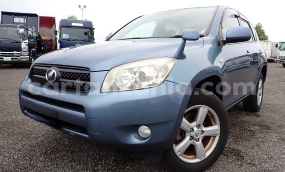 Nunua Imported Toyota RAV4 Bluu Gari ndani ya Dar es Salaam nchini Dar es Salaam