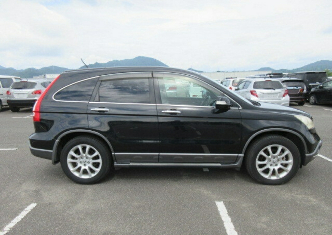 Buy import honda cr–v black car in dar es salaam in dar es salaam