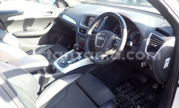 Buy Import Audi Q5 White Car in Dar es Salaam in Dar es Salaam Buy Import Audi Q5 White Car in Dar es Salaam in Dar es Salaam