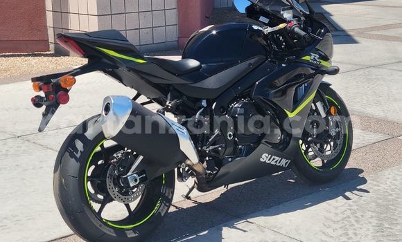 Buy New Suzuki GSX Black Bike in Arusha in Arusha Buy New Suzuki GSX Black Bike in Arusha in Arusha