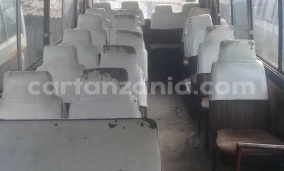 Nunua Ilio tumika Toyota Coaster Nyingine Gari ndani ya Dar es Salaam nchini Dar es Salaam Nunua Ilio tumika Toyota Coaster Nyingine Gari ndani ya Dar es Salaam nchini Dar es Salaam