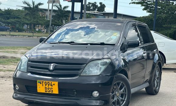 Buy Used Toyota IST Black Car in Dar es Salaam in Dar es Salaam