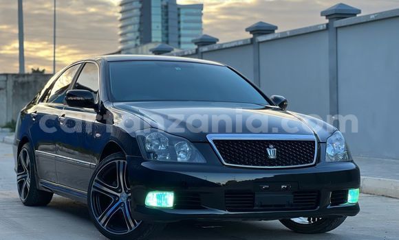 Nunua Ilio tumika Toyota Crown Nyeusi Gari ndani ya Dar es Salaam nchini Dar es Salaam Nunua Ilio tumika Toyota Crown Nyeusi Gari ndani ya Dar es Salaam nchini Dar es Salaam