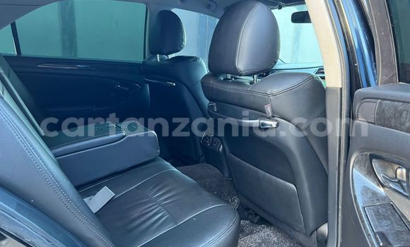 Nunua Ilio tumika Toyota Crown Nyeusi Gari ndani ya Dar es Salaam nchini Dar es Salaam Nunua Ilio tumika Toyota Crown Nyeusi Gari ndani ya Dar es Salaam nchini Dar es Salaam