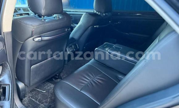 Nunua Ilio tumika Toyota Crown Nyeusi Gari ndani ya Dar es Salaam nchini Dar es Salaam Nunua Ilio tumika Toyota Crown Nyeusi Gari ndani ya Dar es Salaam nchini Dar es Salaam
