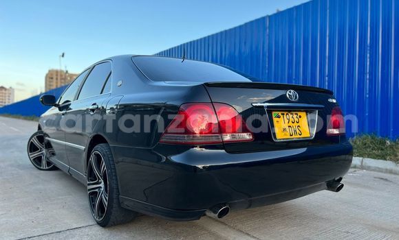 Nunua Ilio tumika Toyota Crown Nyeusi Gari ndani ya Dar es Salaam nchini Dar es Salaam Nunua Ilio tumika Toyota Crown Nyeusi Gari ndani ya Dar es Salaam nchini Dar es Salaam