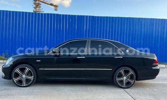 Nunua Ilio tumika Toyota Crown Nyeusi Gari ndani ya Dar es Salaam nchini Dar es Salaam Nunua Ilio tumika Toyota Crown Nyeusi Gari ndani ya Dar es Salaam nchini Dar es Salaam