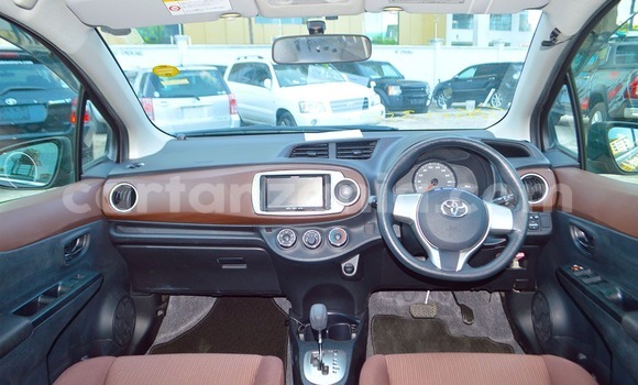 Nunua Ilio tumika Toyota Vitz Brown Gari ndani ya Mwanza nchini Mwanza Nunua Ilio tumika Toyota Vitz Brown Gari ndani ya Mwanza nchini Mwanza