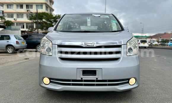 Nunua Imported Toyota Noah Fedha Gari ndani ya Dar es Salaam nchini Dar es Salaam Nunua Imported Toyota Noah Fedha Gari ndani ya Dar es Salaam nchini Dar es Salaam