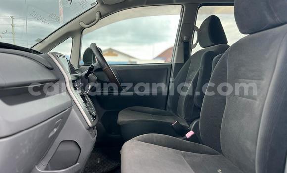 Nunua Imported Toyota Noah Fedha Gari ndani ya Dar es Salaam nchini Dar es Salaam Nunua Imported Toyota Noah Fedha Gari ndani ya Dar es Salaam nchini Dar es Salaam