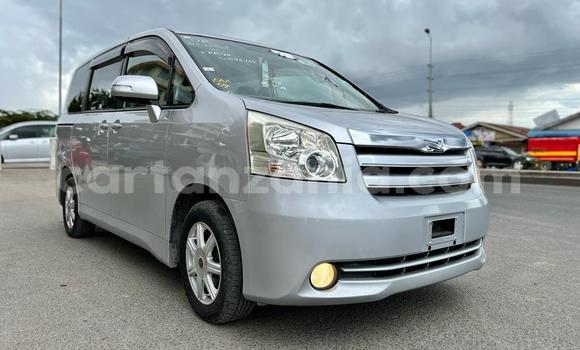 Nunua Imported Toyota Noah Fedha Gari ndani ya Dar es Salaam nchini Dar es Salaam Nunua Imported Toyota Noah Fedha Gari ndani ya Dar es Salaam nchini Dar es Salaam