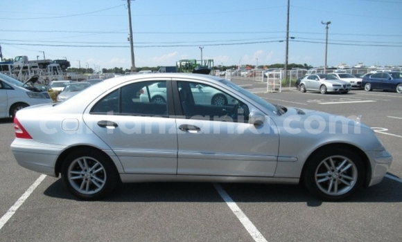 Nunua Imported Mercedes‒Benz C–Class Fedha Gari ndani ya Dar es Salaam nchini Dar es Salaam Nunua Imported Mercedes‒Benz C–Class Fedha Gari ndani ya Dar es Salaam nchini Dar es Salaam