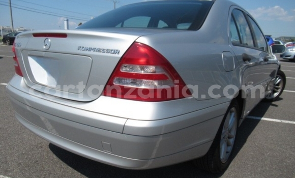 Nunua Imported Mercedes‒Benz C–Class Fedha Gari ndani ya Dar es Salaam nchini Dar es Salaam Nunua Imported Mercedes‒Benz C–Class Fedha Gari ndani ya Dar es Salaam nchini Dar es Salaam