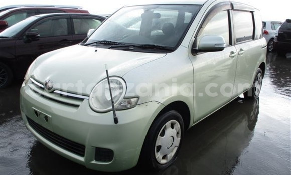 Buy Import Toyota Sienta Green Car in Dar es Salaam in Dar es Salaam Buy Import Toyota Sienta Green Car in Dar es Salaam in Dar es Salaam