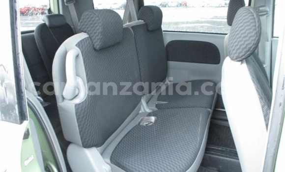 Buy Import Toyota Sienta Green Car in Dar es Salaam in Dar es Salaam Buy Import Toyota Sienta Green Car in Dar es Salaam in Dar es Salaam