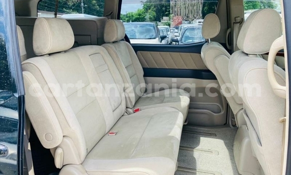 Nunua Imported Toyota Alphard Nyeusi Gari ndani ya Dar es Salaam nchini Dar es Salaam Nunua Imported Toyota Alphard Nyeusi Gari ndani ya Dar es Salaam nchini Dar es Salaam
