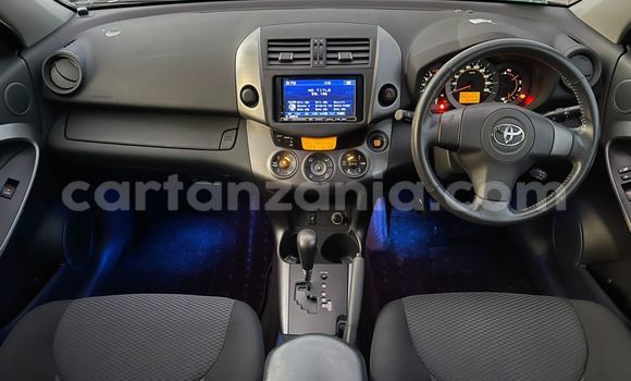 Nunua Imported Toyota RAV4 Nyeusi Gari ndani ya Dar es Salaam nchini Dar es Salaam Nunua Imported Toyota RAV4 Nyeusi Gari ndani ya Dar es Salaam nchini Dar es Salaam