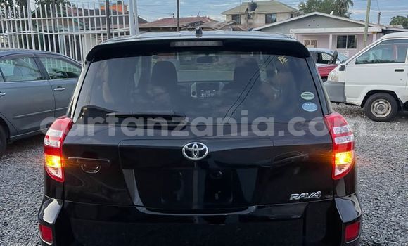 Nunua Imported Toyota RAV4 Nyeusi Gari ndani ya Dar es Salaam nchini Dar es Salaam Nunua Imported Toyota RAV4 Nyeusi Gari ndani ya Dar es Salaam nchini Dar es Salaam