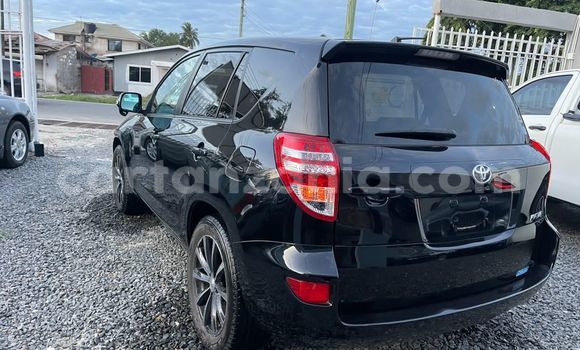 Nunua Imported Toyota RAV4 Nyeusi Gari ndani ya Dar es Salaam nchini Dar es Salaam Nunua Imported Toyota RAV4 Nyeusi Gari ndani ya Dar es Salaam nchini Dar es Salaam