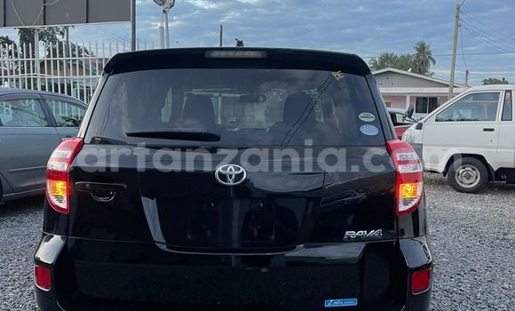Nunua Imported Toyota RAV4 Nyeusi Gari ndani ya Dar es Salaam nchini Dar es Salaam Nunua Imported Toyota RAV4 Nyeusi Gari ndani ya Dar es Salaam nchini Dar es Salaam