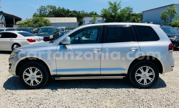 Buy Import Volkswagen Touareg Silver Car in Dar es Salaam in Dar es Salaam Buy Import Volkswagen Touareg Silver Car in Dar es Salaam in Dar es Salaam