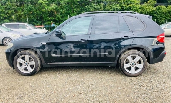 Nunua Imported BMW X5 Nyeusi Gari ndani ya Dar es Salaam nchini Dar es Salaam Nunua Imported BMW X5 Nyeusi Gari ndani ya Dar es Salaam nchini Dar es Salaam