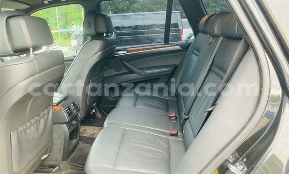 Nunua Imported BMW X5 Nyeusi Gari ndani ya Dar es Salaam nchini Dar es Salaam Nunua Imported BMW X5 Nyeusi Gari ndani ya Dar es Salaam nchini Dar es Salaam