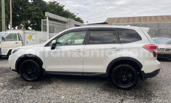 Nunua Imported Subaru Forester Nyeusi Gari ndani ya Dar es Salaam nchini Dar es Salaam Nunua Imported Subaru Forester Nyeusi Gari ndani ya Dar es Salaam nchini Dar es Salaam