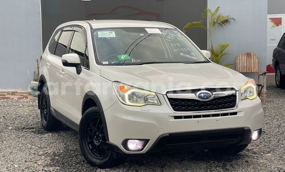 Nunua Imported Subaru Forester Nyeusi Gari ndani ya Dar es Salaam nchini Dar es Salaam Nunua Imported Subaru Forester Nyeusi Gari ndani ya Dar es Salaam nchini Dar es Salaam