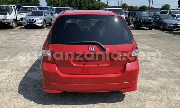 Nunua Imported Honda FIT Nyekundu Gari ndani ya Dar es Salaam nchini Dar es Salaam Nunua Imported Honda FIT Nyekundu Gari ndani ya Dar es Salaam nchini Dar es Salaam