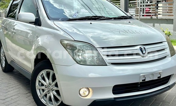 Nunua Imported Toyota IST Nyeupe Gari ndani ya Dar es Salaam nchini Dar es Salaam Nunua Imported Toyota IST Nyeupe Gari ndani ya Dar es Salaam nchini Dar es Salaam
