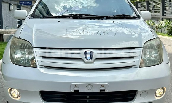 Nunua Imported Toyota IST Nyeupe Gari ndani ya Dar es Salaam nchini Dar es Salaam Nunua Imported Toyota IST Nyeupe Gari ndani ya Dar es Salaam nchini Dar es Salaam