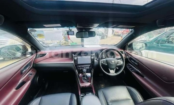 Buy New Toyota Harrier Black Car in Dar es Salaam in Dar es Salaam Buy New Toyota Harrier Black Car in Dar es Salaam in Dar es Salaam