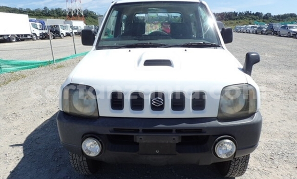 Nunua Imported Suzuki Jimny Nyeupe Gari ndani ya Dar es Salaam nchini Dar es Salaam