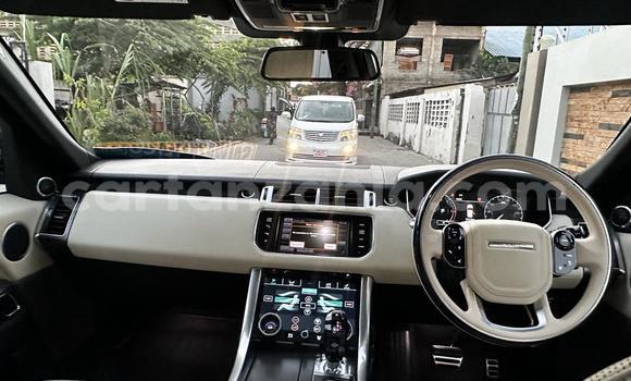 Nunua Imported Land Rover Range Rover Sport Nyeusi Gari ndani ya Dar es Salaam nchini Dar es Salaam Nunua Imported Land Rover Range Rover Sport Nyeusi Gari ndani ya Dar es Salaam nchini Dar es Salaam