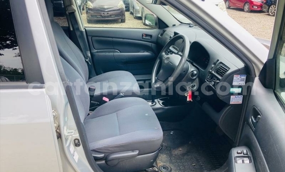 Nunua Imported Toyota Probox Fedha Gari ndani ya Dar es Salaam nchini Dar es Salaam Nunua Imported Toyota Probox Fedha Gari ndani ya Dar es Salaam nchini Dar es Salaam