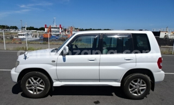 Buy Import Mitsubishi Pajero iO Other Car in Dar es Salaam in Dar es Salaam Buy Import Mitsubishi Pajero iO Other Car in Dar es Salaam in Dar es Salaam