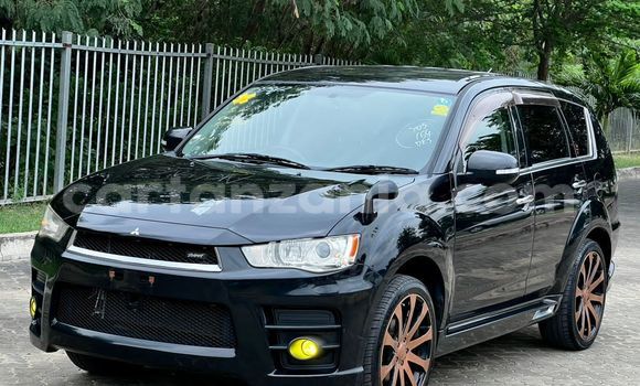 Nunua Imported Mitsubishi Outlander Nyeupe Gari ndani ya Dar es Salaam nchini Dar es Salaam Nunua Imported Mitsubishi Outlander Nyeupe Gari ndani ya Dar es Salaam nchini Dar es Salaam